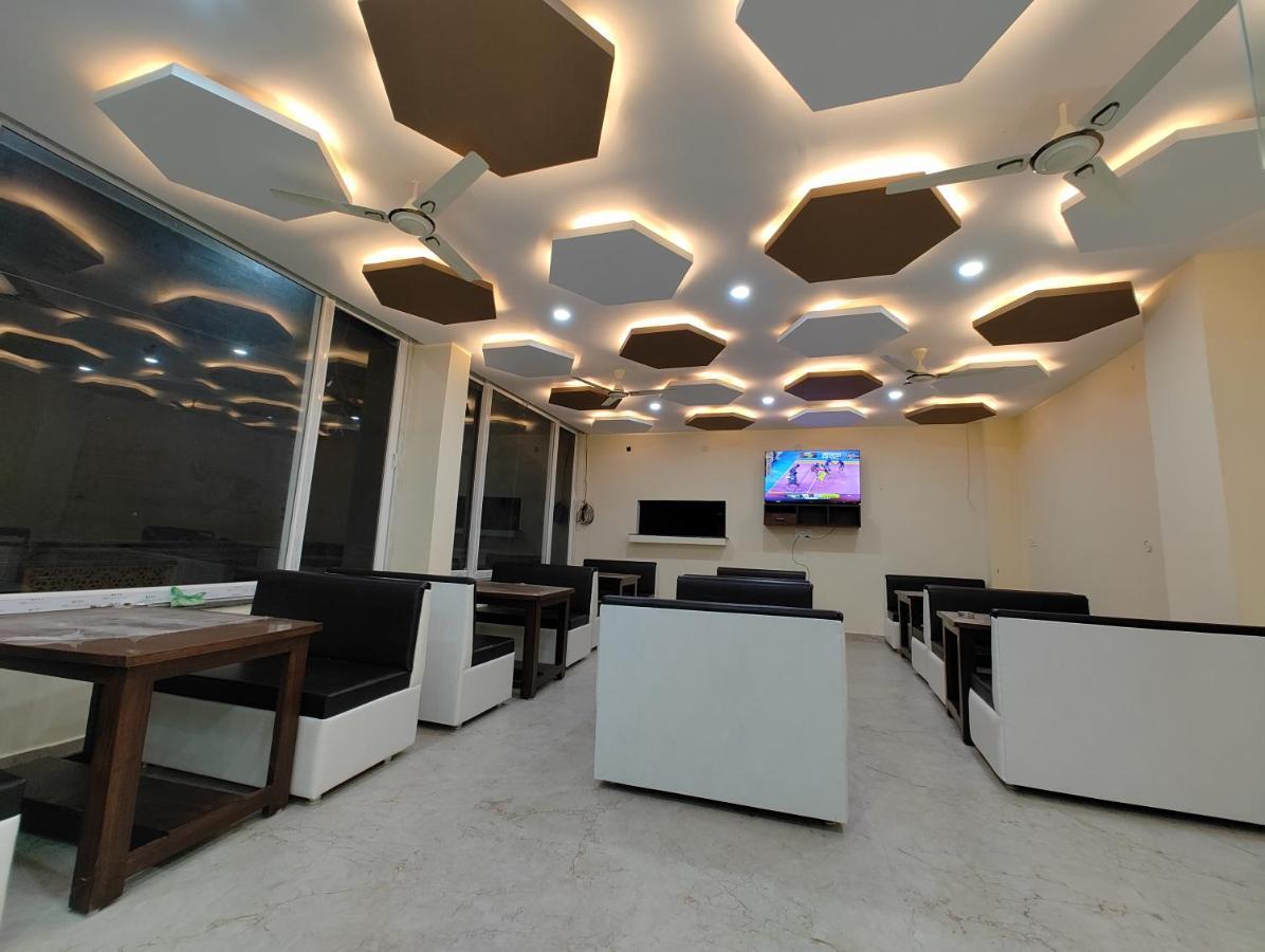 Hotel Anantam Residency Uttarkāshi Kültér fotó