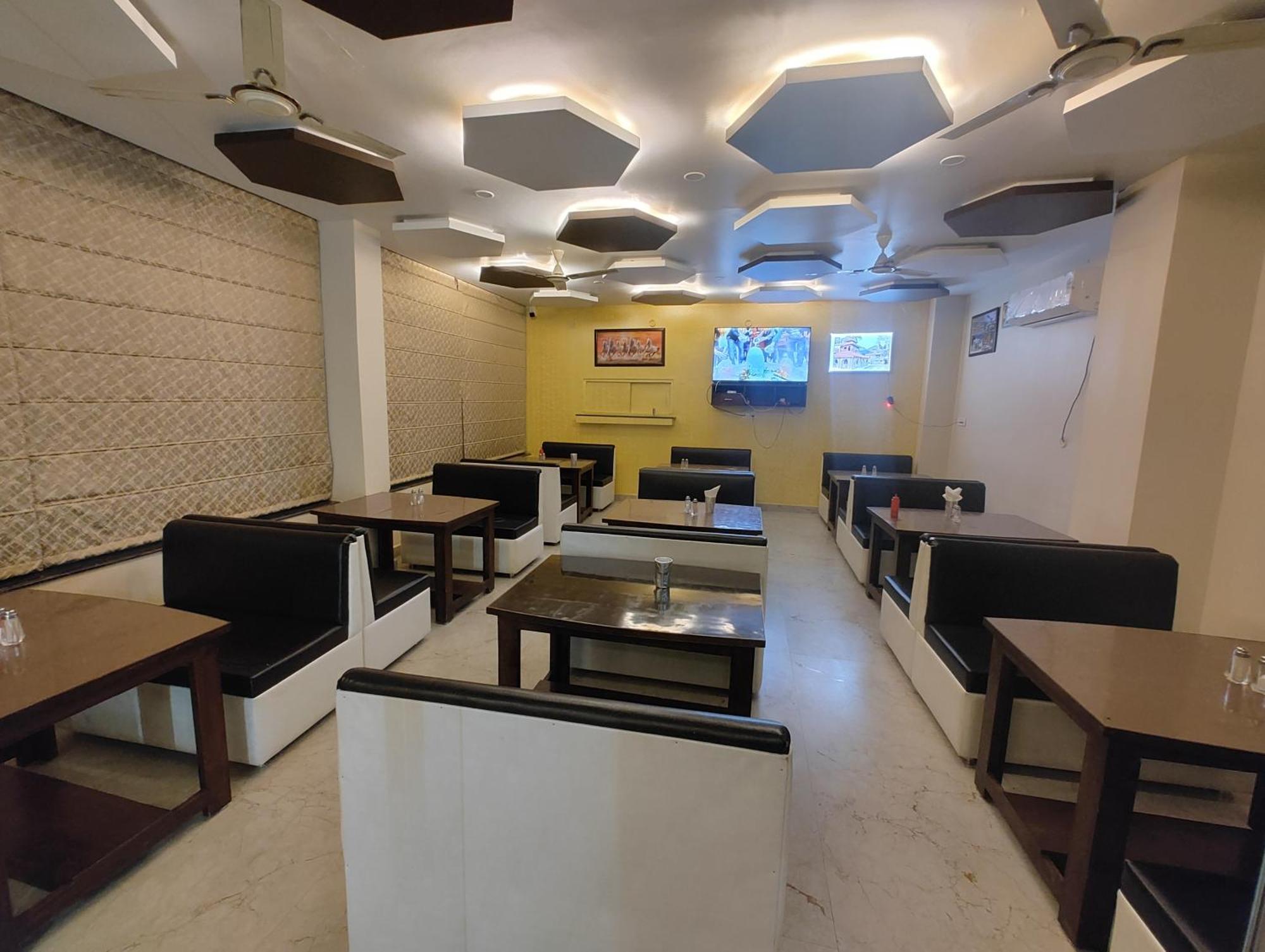 Hotel Anantam Residency Uttarkāshi Kültér fotó